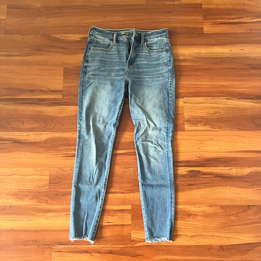 American Eagle Outfitters Skinny Jeans in Light Wash Blue